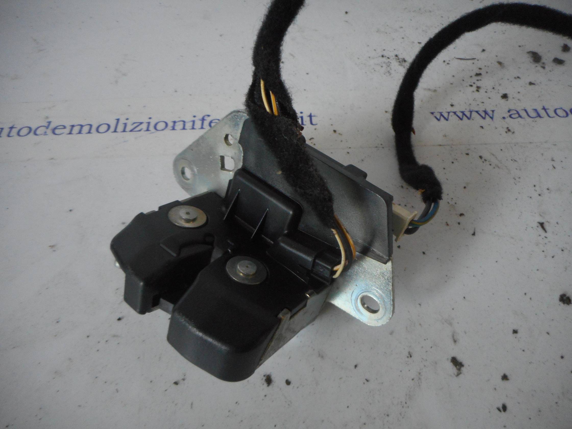 Serratura chiusura c.zta portello post.